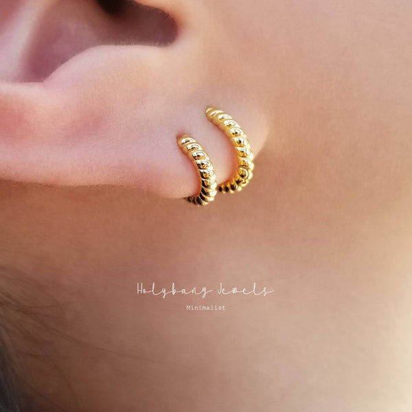 BRAIDED HUGGIE EARRINGS - E-HT1122 / E-HT1121