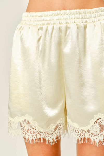AJP6131 SATIN LACE SHORTS: LEMON / S