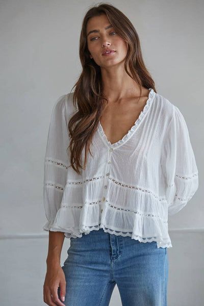 Woven Cotton V-Neck Quarter Sleeve Top