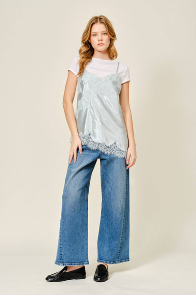 AJT5538 CUT OUT SATIN LACE TOP