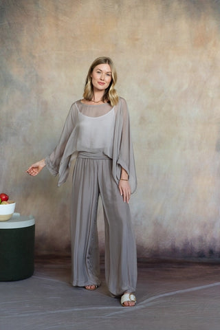 Mona Italian Silk Topper