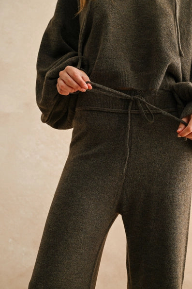 Two Tone Ribbed Waistband Sweater Pants