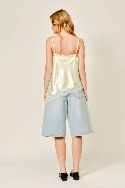 AJT5538 CUT OUT SATIN LACE TOP